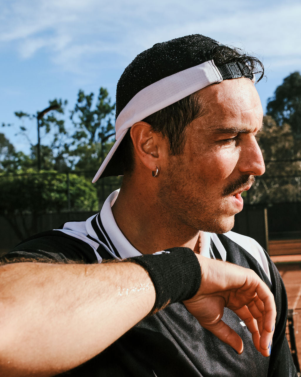 R.SPORT Tennis Hat - Black/White